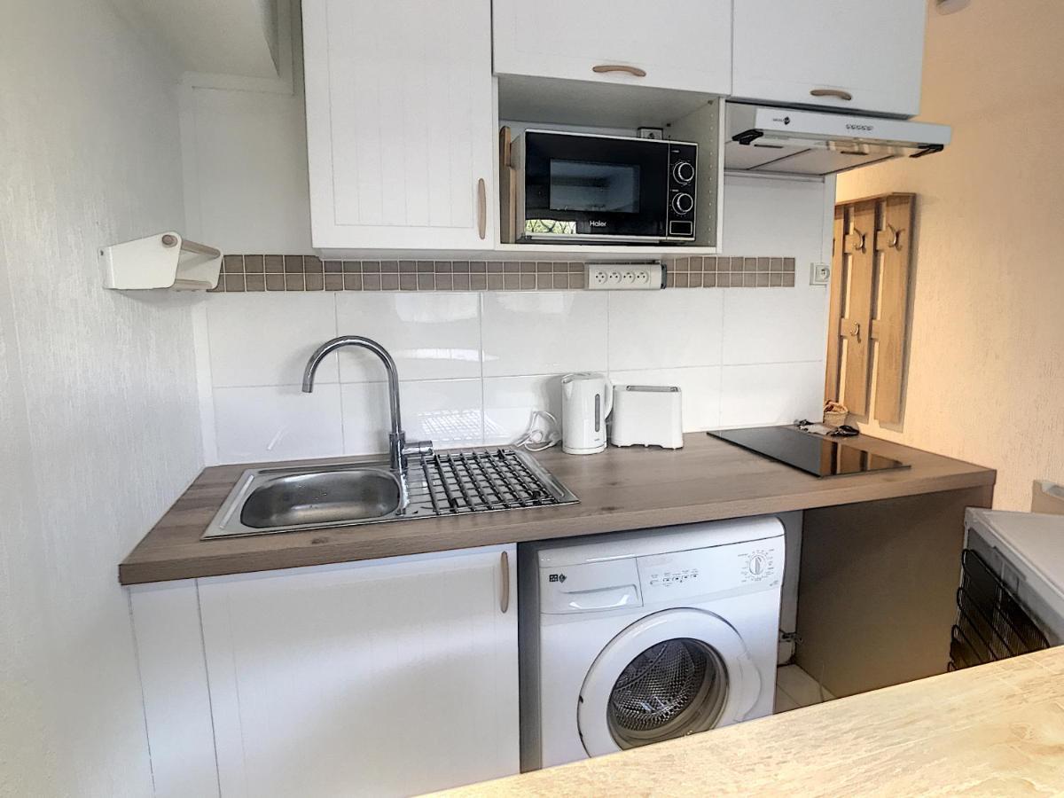Golfe Juan Studio Dans Residence Avec Piscine วาลูริส ภายนอก รูปภาพ