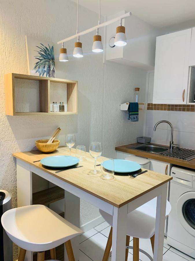 Golfe Juan Studio Dans Residence Avec Piscine วาลูริส ภายนอก รูปภาพ
